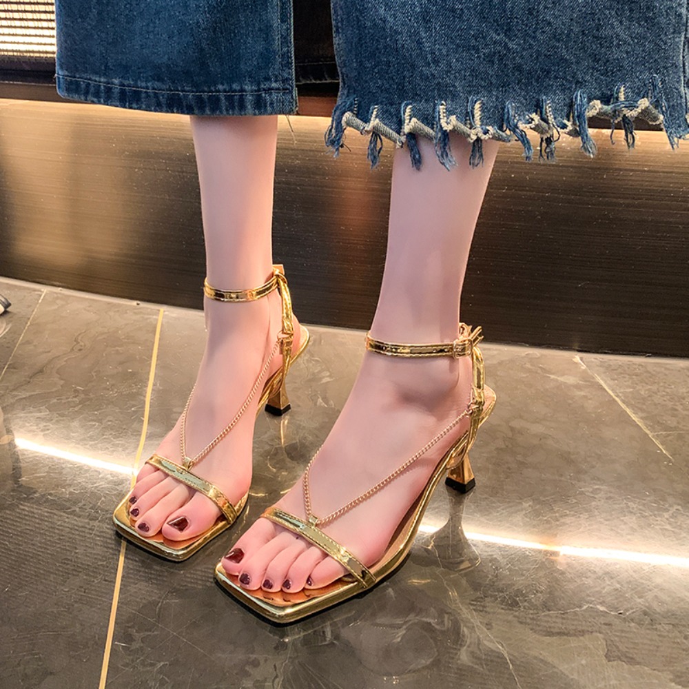 Gold Chain Sandal - Kadınlar için Altın Zincirli Seksi Yüksek