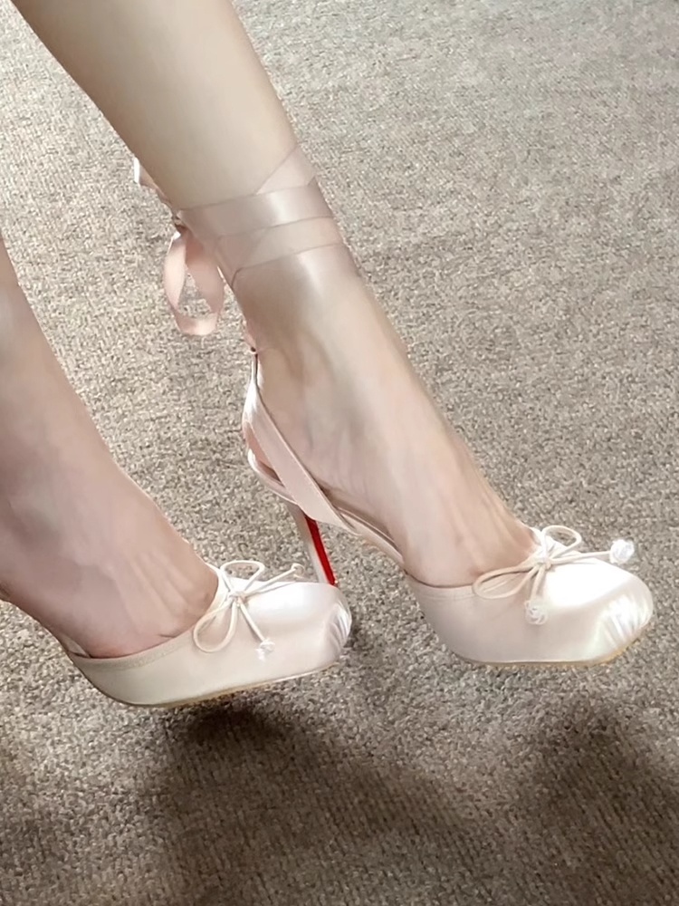 Şık, Kırmızı Tabanlı, İpek Kur - Women'S Shoes Red Bottoms incelemesi ve fiyatı